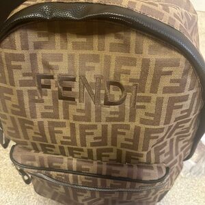 A back bag good  quality